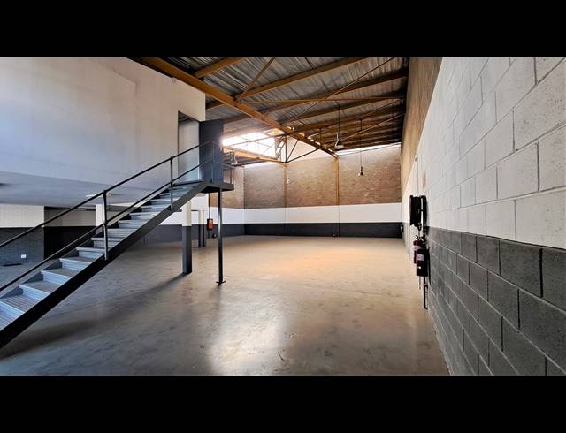 346M² MINI FACTORY TO LET IN KYA SANDS